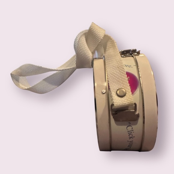 The Wizard of Oz Dorothy And Glinda Small Round Metal Tin Lunchbox Purse 1999 - Picture 4 of 10